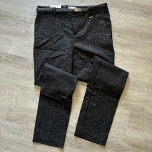 Calvin Klein size 8 essential skinny pants